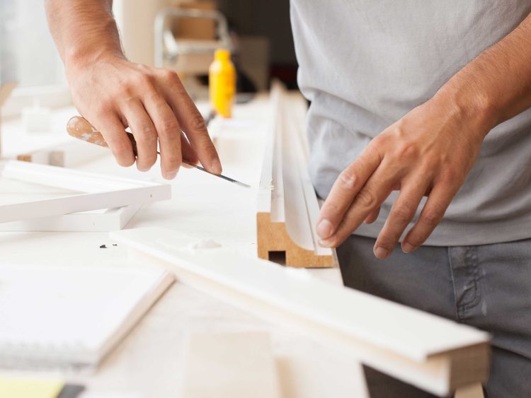 Gesucht: Schreiner*in für Montagearbeiten